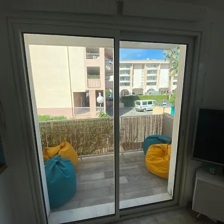 Apartment Appt 4 Personnes A 100m Fréjus
